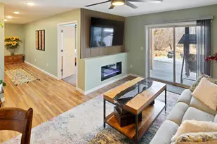 8979 Parkview Cir, Chisago City, MN 55013 - Photo 32