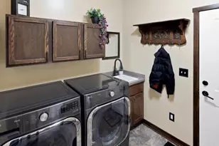 8979 Parkview Cir, Chisago City, MN 55013 - Photo 20