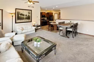 8979 Parkview Cir, Chisago City, MN 55013 - Photo 12