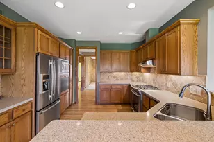 9954 Wellington Ln, Woodbury, MN 55125 - Photo 24