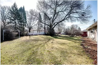 136 20th Avenue N, South Saint Paul, MN 55075 - Photo 8