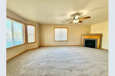 2328 67th Avenue N, Saint Cloud, MN 56303 - Photo 4