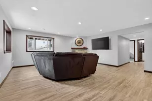 481 Manor Garden Ln NW, Rochester, MN 55901 - Photo 24