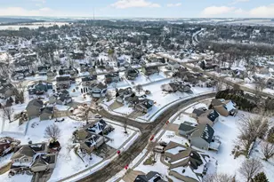 481 Manor Garden Ln NW, Rochester, MN 55901 - Photo 42