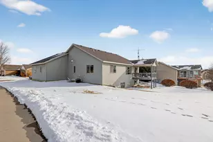 481 Manor Garden Ln NW, Rochester, MN 55901 - Photo 40