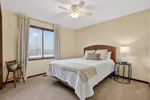 481 Manor Garden Ln NW, Rochester, MN 55901 - Photo 16