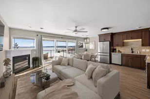 1702 N Lakeshore Dr, Lake City, MN 55041 - Photo 4