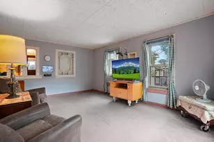 1409 Hillsboro Ave N, Golden Valley, MN 55427 - Photo 10