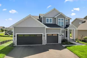 1277 Bispen St, Hudson, WI 54016 - Photo 2