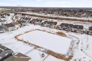 5573 Yucca Ln N, Plymouth, MN 55446 - Photo 4