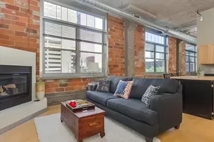 521 S 7th St, Minneapolis, MN 55415 - Photo 4