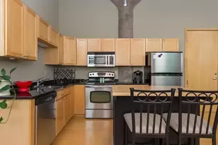 521 S 7th St, Minneapolis, MN 55415 - Photo 6