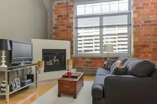 521 S 7th St, Minneapolis, MN 55415 - Photo 2