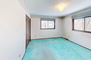 27015 Flintwood Cir, Wyoming, MN 55092 - Photo 6