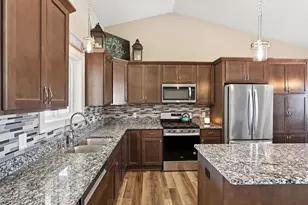 276 Tower Ave, Dundas, MN 55019 - Photo 8