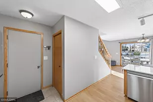 1775 Donegal Dr, Woodbury, MN 55125 - Photo 14