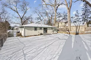 8237 Pillsbury Ave S, Bloomington, MN 55420 - Photo 2
