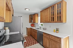 8237 Pillsbury Ave S, Bloomington, MN 55420 - Photo 8