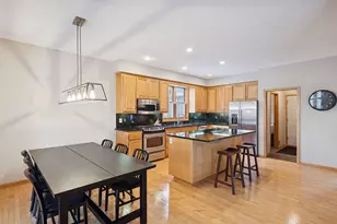 7406 Moccasin Trail, Chanhassen, MN 55317 - Photo 12