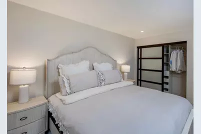 7401 W 101st Street #111, Bloomington, MN 55438 - Photo 16