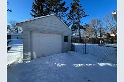 617 NE 10th Avenue, Grand Rapids, MN 55744 - Photo 4