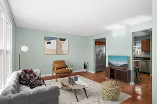 605 Iglehart Ave, Saint Paul, MN 55103 - Photo 1