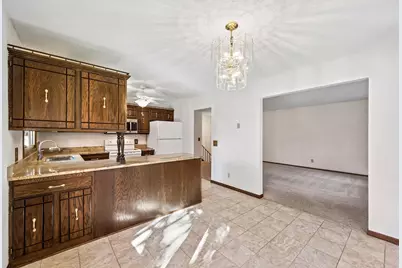 7102 Annapolis Lane N, Maple Grove, MN 55311 - Photo 14