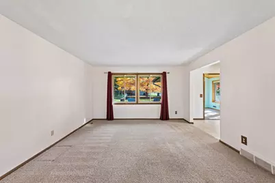 7102 Annapolis Lane N, Maple Grove, MN 55311 - Photo 20
