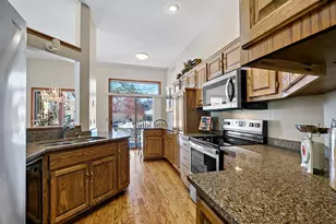 4120 Arbor Ln, Eagan, MN 55122 - Photo 10