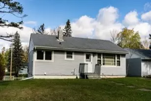 115 E Niagara St, Duluth, MN 55811 - Photo 2