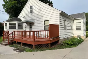 404 N Vine St, Fergus Falls, MN 56537 - Photo 6