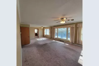 404 N Vine Street, Fergus Falls, MN 56537 - Photo 12