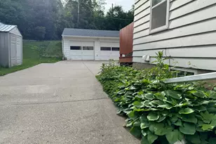 404 N Vine St, Fergus Falls, MN 56537 - Photo 44