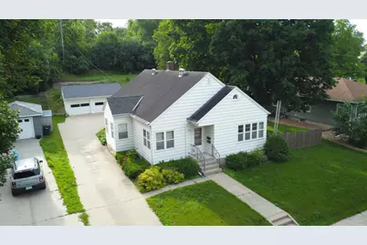 404 N Vine Street, Fergus Falls, MN 56537 - Photo 4