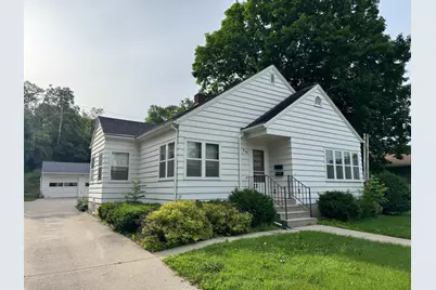 404 N Vine Street, Fergus Falls, MN 56537 - Photo 1