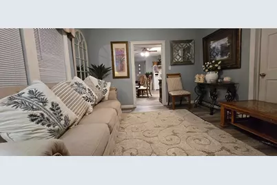 307 Maryland Avenue W, Saint Paul, MN 55117 - Photo 6