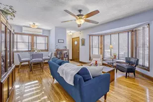 2506 Meridian Dr, Golden Valley, MN 55422 - Photo 2