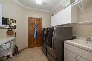 14401 Flora Way, Apple Valley, MN 55124 - Photo 16