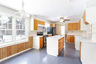 110 N Pearl St, River Falls, WI 54022 - Photo 12