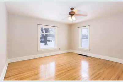 110 N Pearl Street, River Falls, WI 54022 - Photo 10