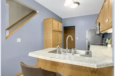 8657 Tessman Circle N, Brooklyn Park, MN 55445 - Photo 12