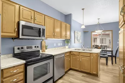 8657 Tessman Circle N, Brooklyn Park, MN 55445 - Photo 14