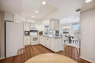 6075 Lincoln Dr, Edina, MN 55436 - Photo 1