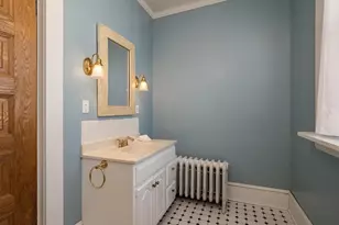 937 Laurel Ave, Saint Paul, MN 55104 - Photo 24