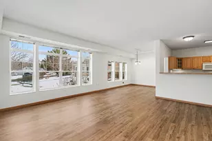 935 Ferndale St N, Maplewood, MN 55119 - Photo 6