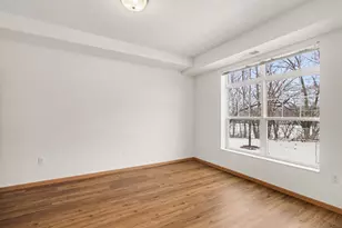 935 Ferndale St N, Maplewood, MN 55119 - Photo 18