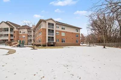 935 Ferndale Street N #116, Maplewood, MN 55119 - Photo 34