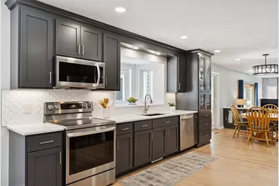 15357 Village Woods Drive, Eden Prairie, MN 55347 - Photo 6