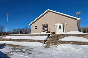 1500 Olympic St, Braham, MN 55006 - Photo 6