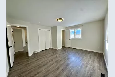 409 Main Avenue N, Roseau, MN 56751 - Photo 16